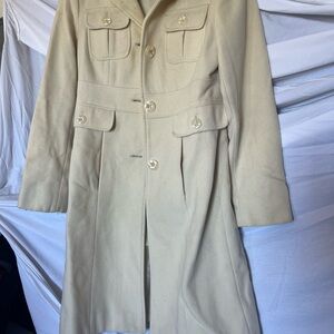 Kenneth Cole crème jacket. Winter jacket coverup size 4 beautiful !